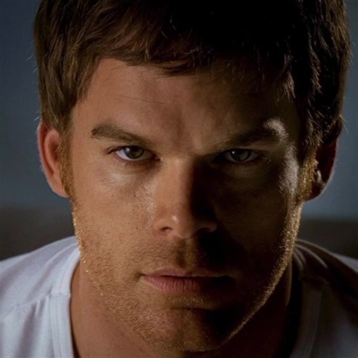 Estudar à Tarde com Dexter: Memes e Editas Engraçadas