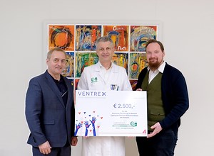 Ventrex mit Spende fürs LKH