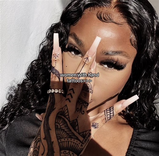 Stunning Hand Tattoos for Women