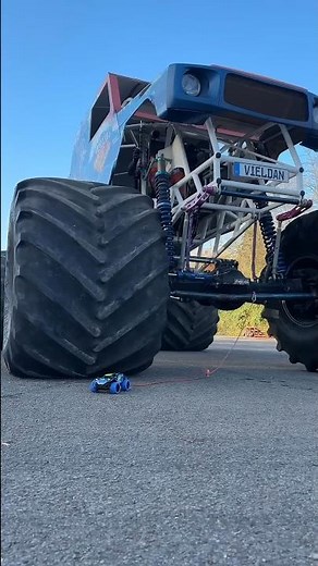 Rc Car Pulling Monster Car ll #monster #rccar #short