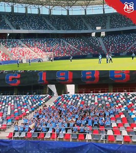 Steaua înseamnă CSA! Steaua este și va rămâne cea mai mare echipă de fotbal a României. Astăzi, câțiva copii au pășit cu emoție în templul fotbalului românesc – Stadionul Steaua – locul în care s-au scris file de legendă. Au aflat povestea echipei care a uimit Europa în 1986, cucerind Cupa Campionilor Europeni, și care a jucat din nou o finală în 1989. Strigătele lor „Steaua București!” au răsunat ca o promisiune: generațiile viitoare vor duce mai departe spiritul roș-albastru! #totulpentruSteau