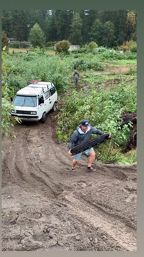 56K views · 18K reactions | 2019 was a really wet and fun DeLa, @2wdvanagon working hard the sandcastle. It was a fun obstacle. I definitely miss the back forty at Andyland. #syncro #vanagonlife #westfalia #overlandlife #4x4 #sendit | Delasyncro | Facebook
