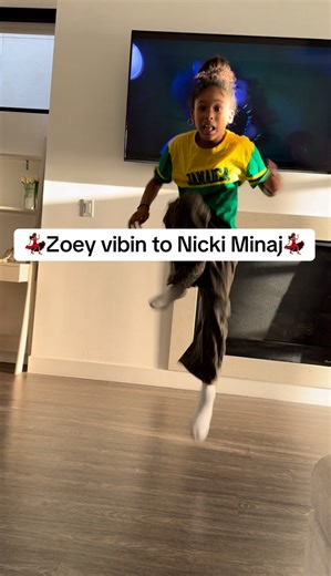 38K views · 1.9K reactions | Zoey just be vibin and havin a good time #NickiMinaj #Dance #Challenge #freestyle | Zoey Zanai | Facebook
