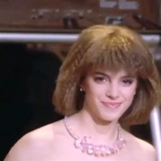 remember𝗙𝗔𝗠𝗘 on Instagram: "Happy Birthday Cynthia Gibb! “Reflections” from the fourth season of “Fame” is a powerful episode featuring a beautiful and moving performance by Cynthia Gibb. The story tackles anorexia nervosa and follows Holly (Gibb) as her friends and teachers begin to notice she’s struggling, falling behind in school, and withdrawing from those around her. When they try to intervene, Holly rejects their help. It’s only after tragedy strikes that she begins to find her way tow