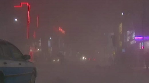 Snowstorm hits Toronto January 2, 1999