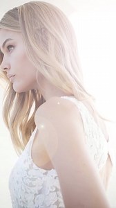 New campaign Rosa Clará 2019 is out. From endless mermaid-style cuts to romantic voluminous gowns. Discover now the complete selection of styles spotted in a unique architectural location — Nueva campaña Rosa Clará 2019: Desde cortes sirena infinitos hasta vestidos románticos voluminosos. Descubre ahora la selección completa de estilos en una ubicación arquitectónica única. #rosaclara #rosaclara2019 #newcollection http://ow.ly/Cq3R30l0Ktz | Rosa Clará