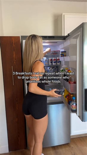 Brittany Rae | Whole Foods Fat Loss Coach on Instagram: "3 Breakfasts I Eat Every Week (all whole foods) COMMENT “LIST” & I’ll send over my favourite whole food breakfast recipes -2 whole eggs, 150g egg whites, 30g oats, 100g berries = 33g protein -250g 0% Greek yogurt, 15g peanut butter, 20g honey, 100g berries = 28g protein -Pancakes: 250g egg whites, 30g oats, 10g maple syrup = 32g protein Simple, high protein and built on whole foods COMMENT “LIST” & I’ll send over my favourite whole food br