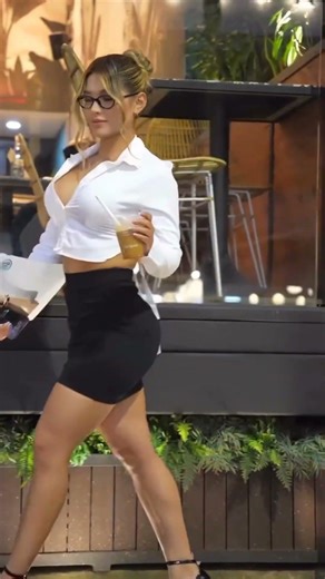White Crop Shirt + Black Mini Skirt: Boss Babe Street Style #fashionshorts #ootd