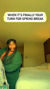 6.1K views · 298 reactions | Last day before Spring Break! 拾 Whose turn is it with me this week? ‍♀️ Follow for more teacher laughs 浪 #leslierobcomedy #teachercomedy #teacherhumor #funnyteacher | Leslie Rob Comedy | Facebook