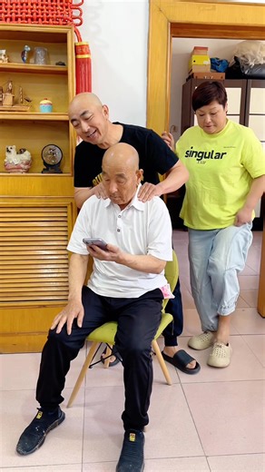 7.4K views · 122 reactions | Shoulder Massage  #funny #reels #trending #comedy | Mad Family | Facebook