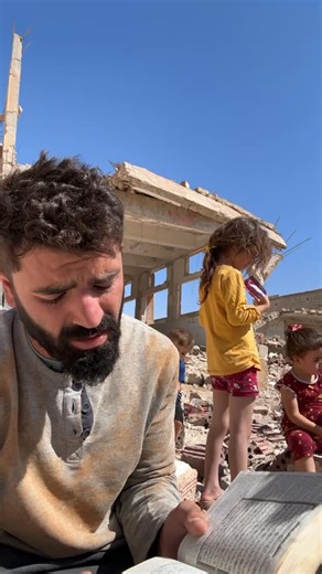 ‎Yousef Feras (يوسف)🍉‎ on Instagram: "Please don’t hesitate every single dollar can makes a difference😓🙏 👉DON🍉ATION IN BIO #viral #viralpost #viralvideos #instagood #love popular family bread f fyp fyp storytime, story"