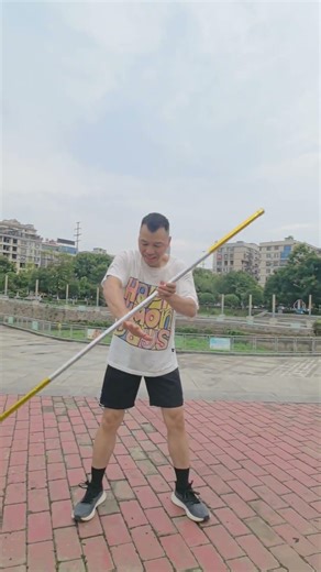 Ruyi Jingu Bang-One-Handed Staff Fan Technique Tutorial