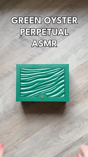 The Green Oyster Perpetual doing its calming sorcery. Let the sound take over. 💚⌚ Comp closes on Friday — get your tickets before it’s too late https://fifty20.com/en-US/ | Fifty20