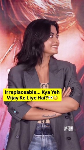 Irreplaceable... Kya Yeh Vijay Ke Liye Hai? ❤️👀 #RashmikaMandanna #VijayDeverakonda #CoupleGoals