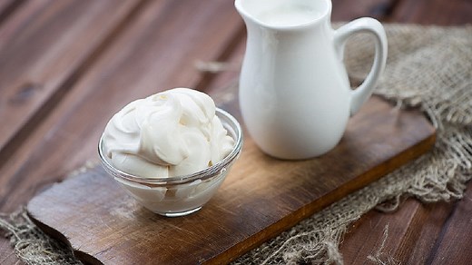 Comment faire de la crème fraîche ?