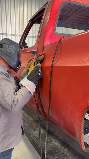 42K views · 831 reactions | C10 short bed welding continues & new cab mounts! #c10 #fabrication #squarebody | Dick Industries Inc | Facebook