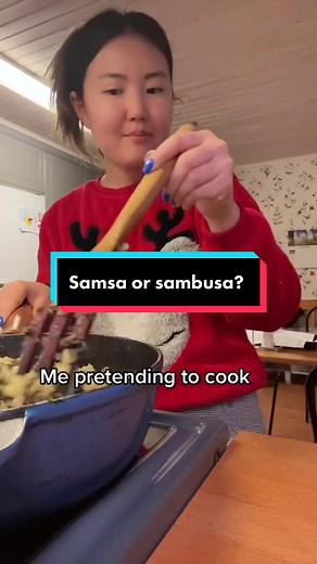 Cooking Samsas vs Sambusas: A Flavorful Comparison