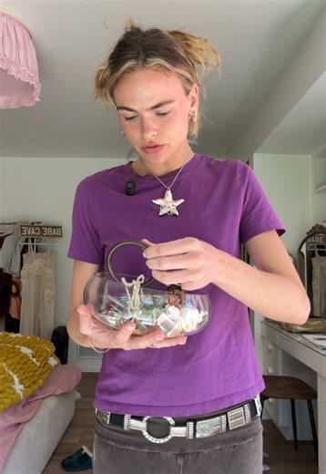 Elevate Your Wardrobe: Tips to Style Outfits Creatively