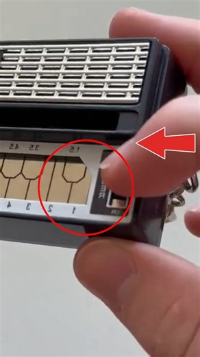 How to play Stylophone in 5 minutes!! #shorts #music #art #viralshorts #shortsfeed