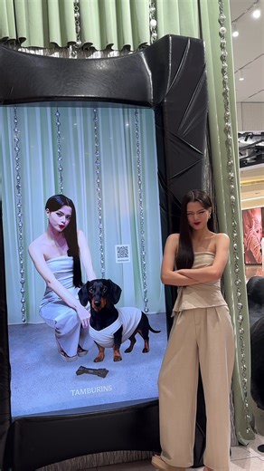 น้องดัชชุนใส่ชุดเดียวกะเบคเบคเยยย น่ารักมากอะ อย่าลืมมาเช็คอินกันนะคะ 🤗🐶🦴 📍Haus Nowhere, M Fl. ICONSIAM Joyconic with Becky #BeckyxICONSIAM #JoyconicCelebration #JoyconicwithBecky #ICONSIAM #Beckysangels