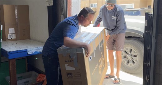 Shipping centers explain how to save on return fees