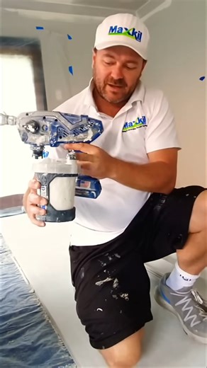 Graco handheld sprayer is a great little unit that saves you doing hours of brush work. I paint these drywall ceilings fast & clean consistent quality. #gracopaintsprayers #painting Graco Contractor Equipment - EMEA | Maxkil