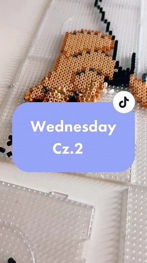 Lekka kraksa #pysslaikea #pyssla #pysslacreation #koraliki #koralikipyssla #koralikidoprasowania #diy #zróbtosam #pysslatutorial #pysslaart #hama #koralikihama #perlerbeads #perler #beads #hamabeads