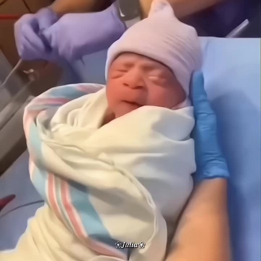 ဘစိရယ်😔🖖#pondnaravit #tiktok #website #foryou #fyp