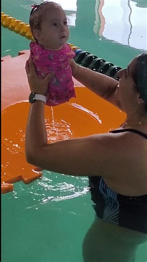 Natação Infantil: Aprendendo e Se Divertindo