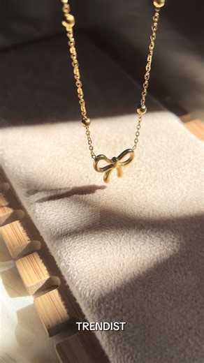Elegant 18K Gold Plated Bow Necklace