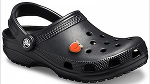 Crocs donating 50,000 shoes to healthcare workers