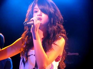 Tell Me Something I Don't Know (Live) - Selena Gomez 1st Concert