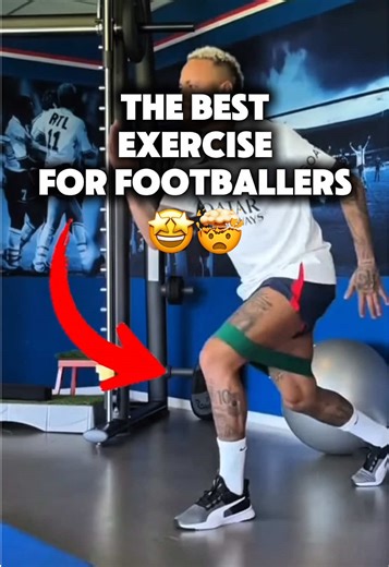 Mini-band glute activation is a shortcut. And shortcuts don’t work. Players are trying to turn muscles on… when the real problem is how the body is organized. Have you ever seen a lion warm up its glutes before hunting? Exactly. Instead of chasing activation, fix the foundation. Towel retractions teach your feet, fascia, and nervous system to communicate properly so your glutes fire automatically when you: • Run • Shoot • Jump No warm-up circus. No weird drills before every session. Comment “FEE