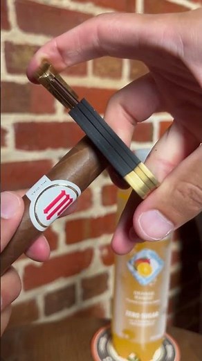 How to cut a cigar Colibri V cut ￼#cigar #cigars #cigarsdaily