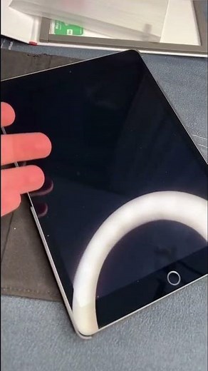 How to install a screen protector 🤔🤩