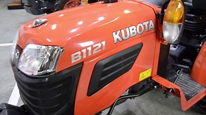 Durante #FIMA2018 sorteamos un B1121 en www.promo.kubota.es. Y, para que lo sepas todo todo del #tractor que puedes llevarte, no te pierdas 👀 este vídeo con nuestro responsable de producto Pablo Jiménez. ¡Entra en la web y participa! ✌️ | Kubota