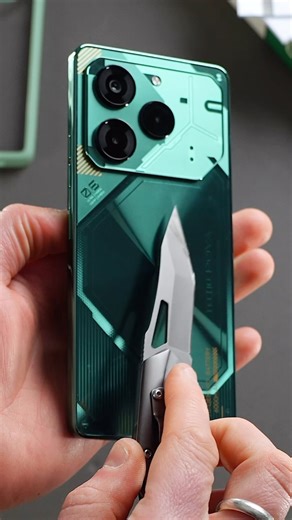 🔥 Tecno Pova 6 Pro 5G Unboxing! Tecno are making serious waves in the tech space, and this smartphone is a perfect example! 👉 Super cool LED gaming style lighting on back panel 👉 Full screen 120hz Amoled display 👉 6000 mAh battery 👉 256GB storage 👉 24GB ram! (12 virtual) 👉108MP camera system 👉 MediaTek Dimensity 6080 👉 Rumoured sub $250 price Thoughts? 🤔 #smartphone #phone #unboxing #asmr #tech #technology #tecno #tecnomobile #android #mediatek @tecnomobile @mediatek_inc | ASBYT