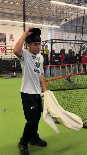 Winter workouts with Bellos baseball#baseballcoach #baseballplayer #denvercolorado #funnyvideos @303._.carlos3 @Ozzy @Der ek @JC Martinez @700_Richie