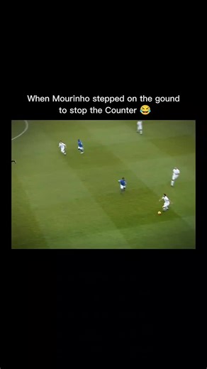 offside on Instagram: "🥀🥀💀 José Mourinho’s coaching career is defined by instant impact and relentless competitiveness. From Porto to Chelsea, Inter, Real Madrid, and beyond, he built teams that were mentally strong, tactically disciplined, and obsessed with winning. His rise to global fame came after Champions League glory with Porto, announcing him as a manager unafraid of any giant. At his peak, Mourinho mastered knockout football, defensive structure, and game management. Titles across En