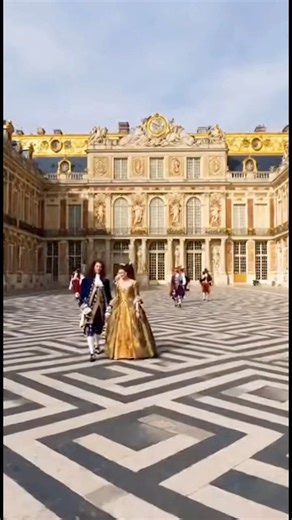 The Palace of Versailles didn’t appear by accident. It was the vision of one man—Louis XIV, the “Sun King,” a ruler who believed France should shine brighter than every nation on Earth. He turned a simple hunting lodge into a golden world of power, wealth, music, mirrors, and absolute monarchy. Every garden, every fountain, every room was designed to send a message: “This is what greatness looks like.” Versailles became more than a palace— it became a symbol of royal power, a stage for politics,