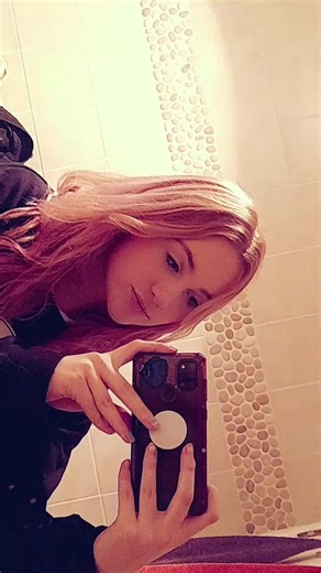 😘💋#arewedating #18