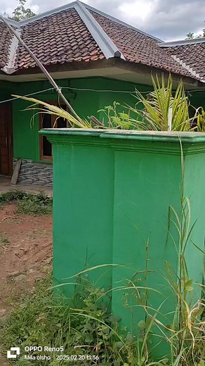 927K views · 4.7K reactions | Sayang masih belum ada jodonya ya untuk rumahnya mau dijual soalnya gak ada yang nempatin, Mimin dirumah atas jadi disini kosong jadi mau dijual aja yu adopsi tanya harga chat ya dari pada persiapan dari Nol mending beli rumahnya  #rumahdijual #rumahsiaphuni @semuaorang @sorotan #jangkauanluas | Milla S | Facebook