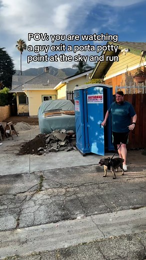 A little privacy, perhaps? #poop #DtG #skitsinthekeyoflife #daviethegoliath | DavietheGoliath