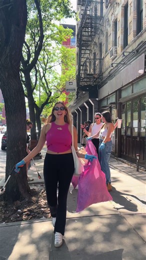 Reminiscing on all the great cleanups! Can’t wait for our upcoming LA cleanup this month 💖 Date will be dropping soon 📆🙈