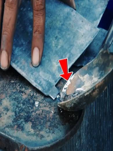 Expert Pakistani Mechanics Showcase Exceptional Skills