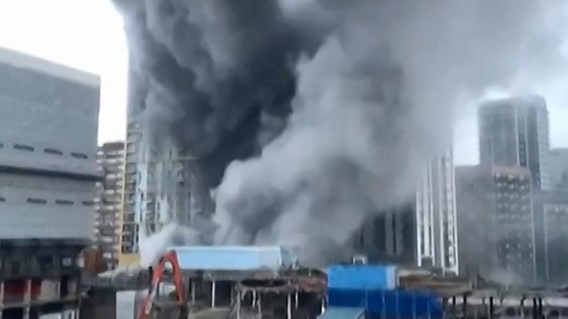 Explosion rips through Elephant and Castle tube station in London