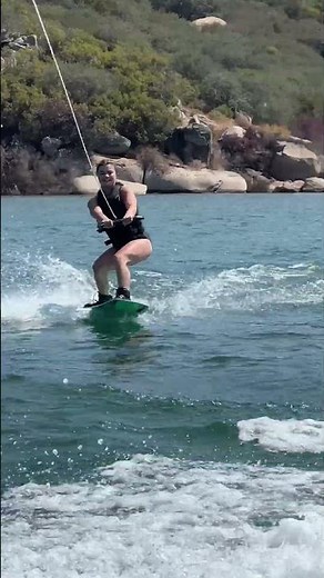 Solar Ice Chest Keeps Drinks Cold All Day Without Ice – Must-Have for Lake Days | GoSun