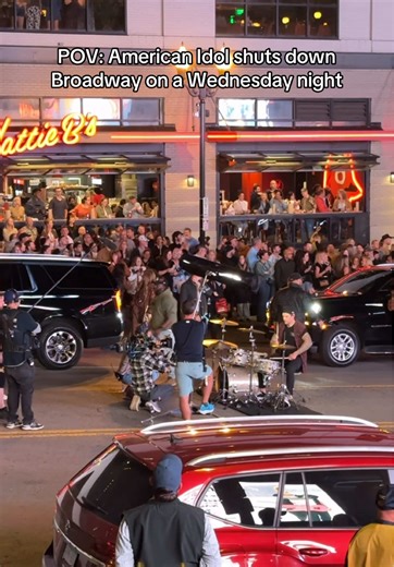 Our kinda Nashville Wednesday night with @AmericanIdol, @Luke Bryan, @Carrie Underwood, @Lionel Richie and @Ryan Seacrest 🎥🤩 #Nashville #AmericanIdol #LukeBryan #CarrieUnderwood #LionelRichie