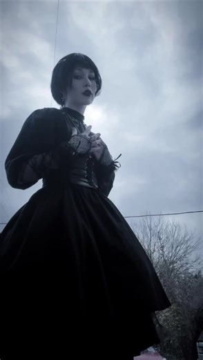 Beetlejuice Musical Cosplay Showcase: Lydia Deetz