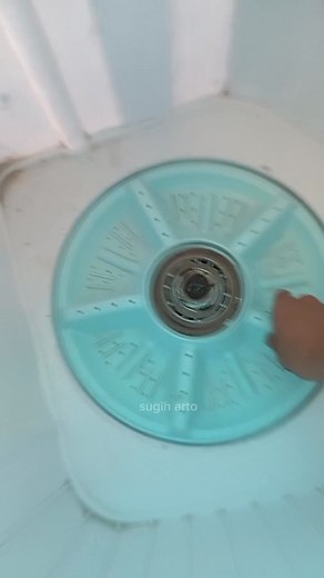 2.8K views · 30 reactions | washing machine pulsator broken #trick #service #solution #mesincuci #monetisasi #reels #fyp #fbpro #pengikut | Sugih Arto | Facebook